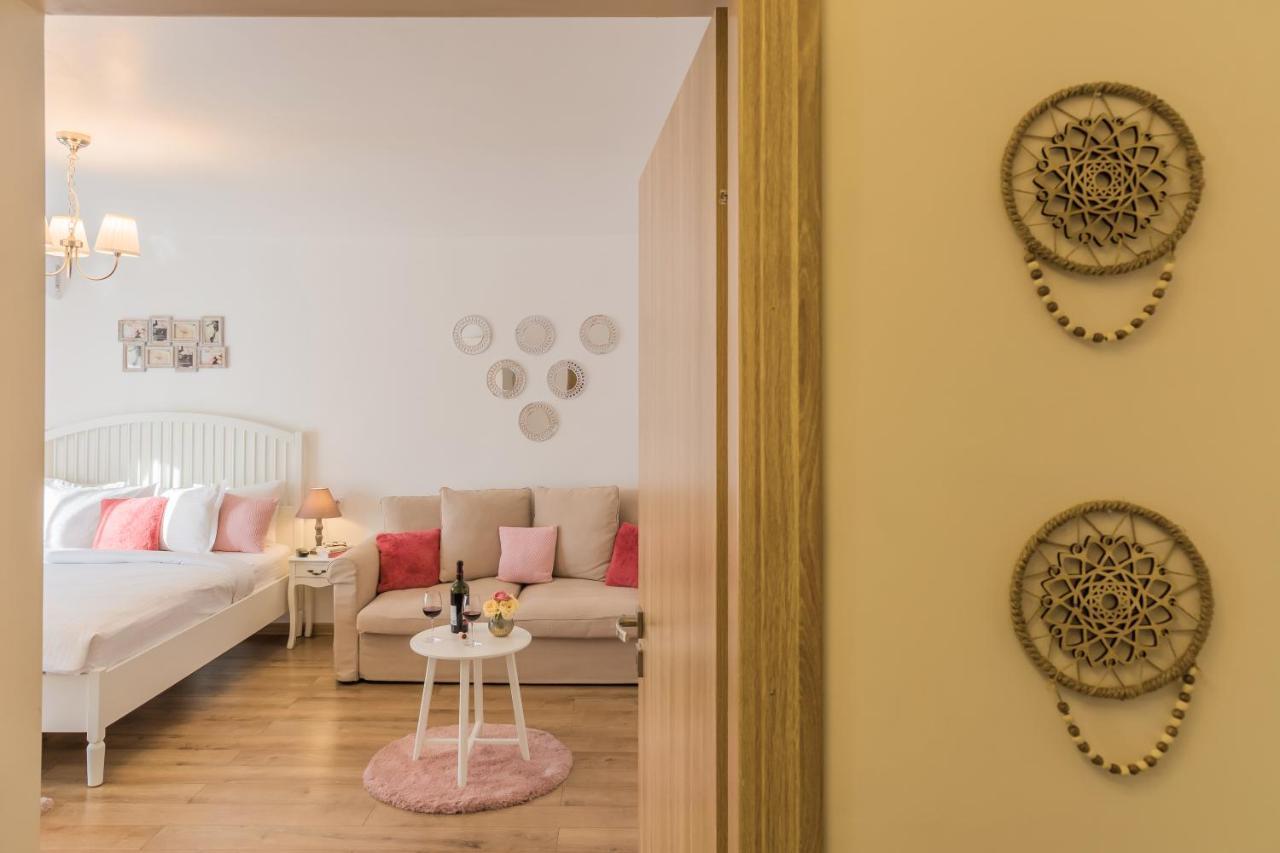 Studio T By Mrg Apartments Bukarest Exterior foto